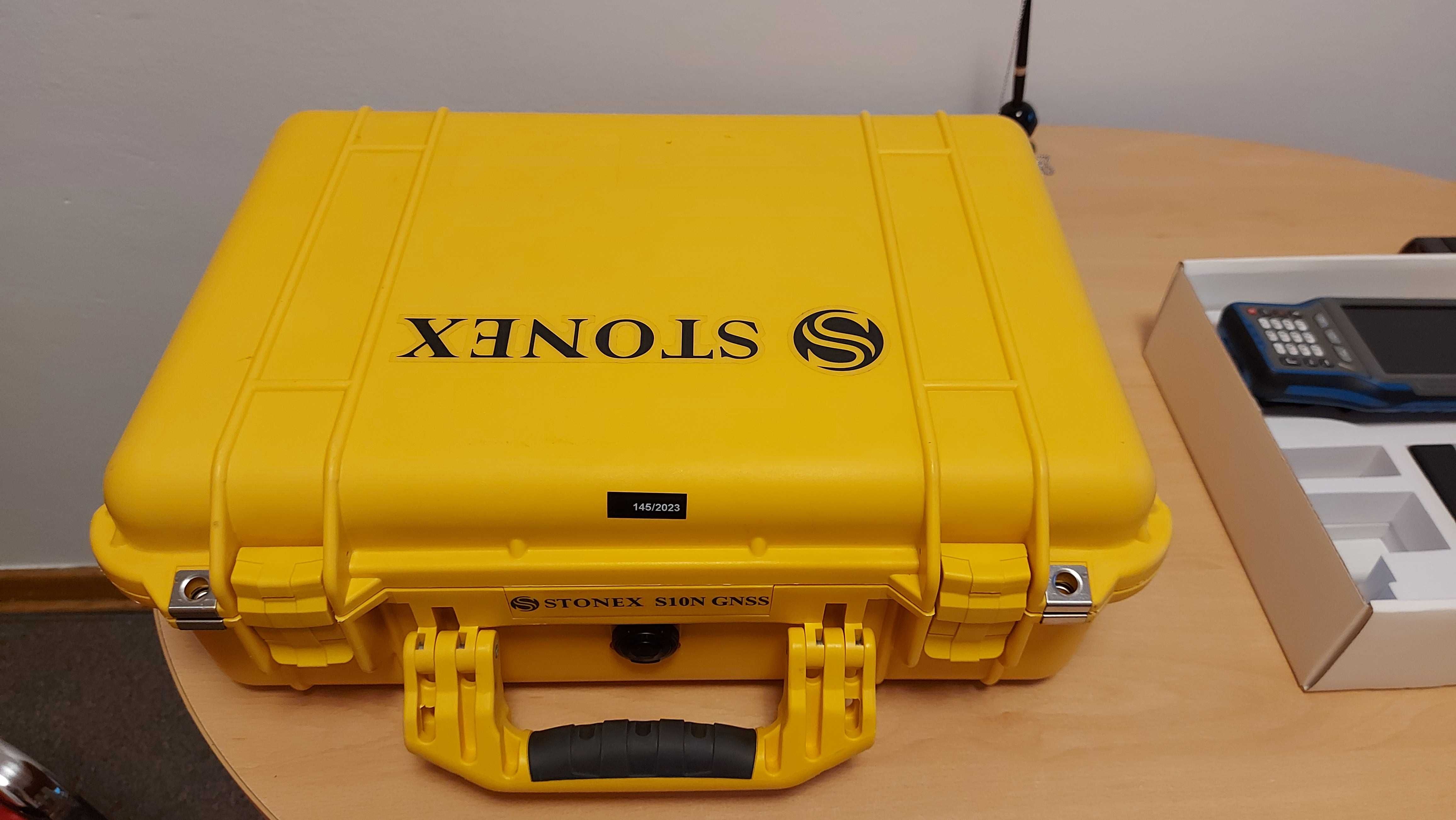 Odbiornik GNSS Stonex S10