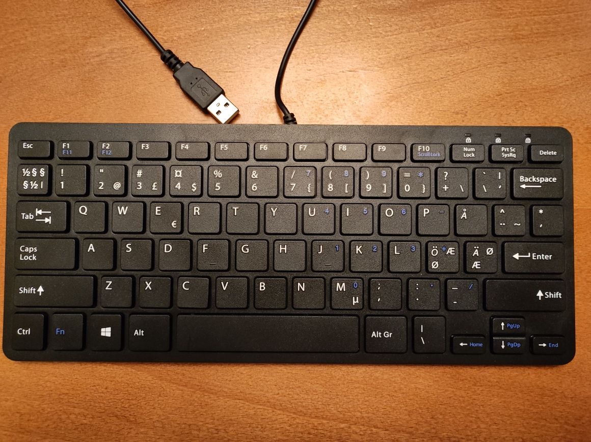 Mini Teclado R-GO Nórdico USB