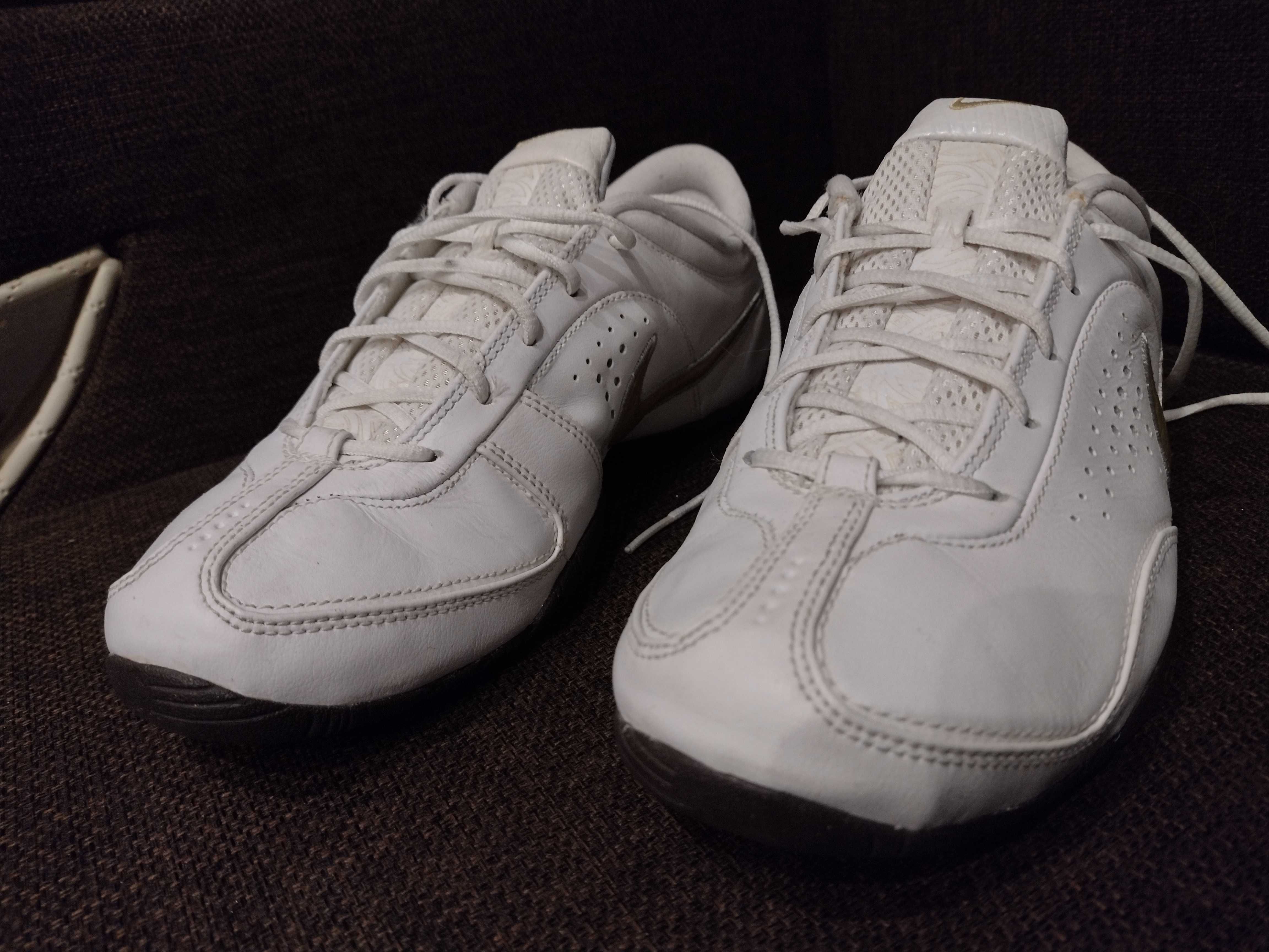 Buty Nike Air Series 6E rozm.40(25)