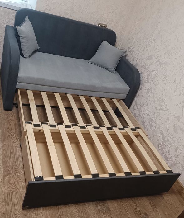 Розкладний диван Карлсон 1.3