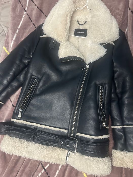 Дублянка,чорна,Stradivarius,s