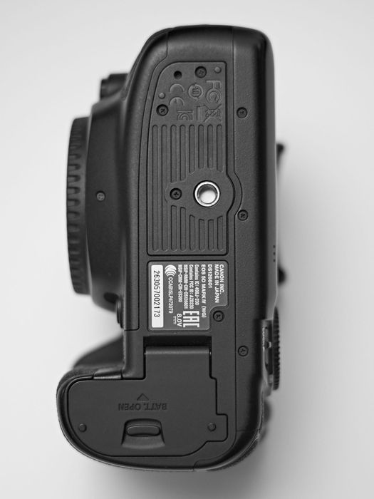 Canon 5D Mark IV