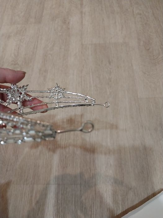 Диадема металическая