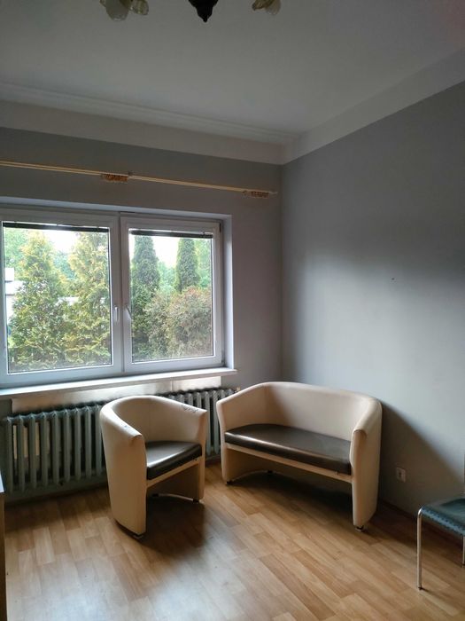 DO WYNAJĘCIA – LOKAL biurowy 18 m² z osobną łazienką | PARTER | NISKO