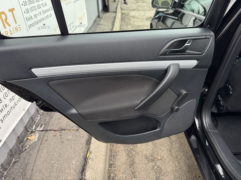Skoda Octavia 1.8 tsi з Швейцарії