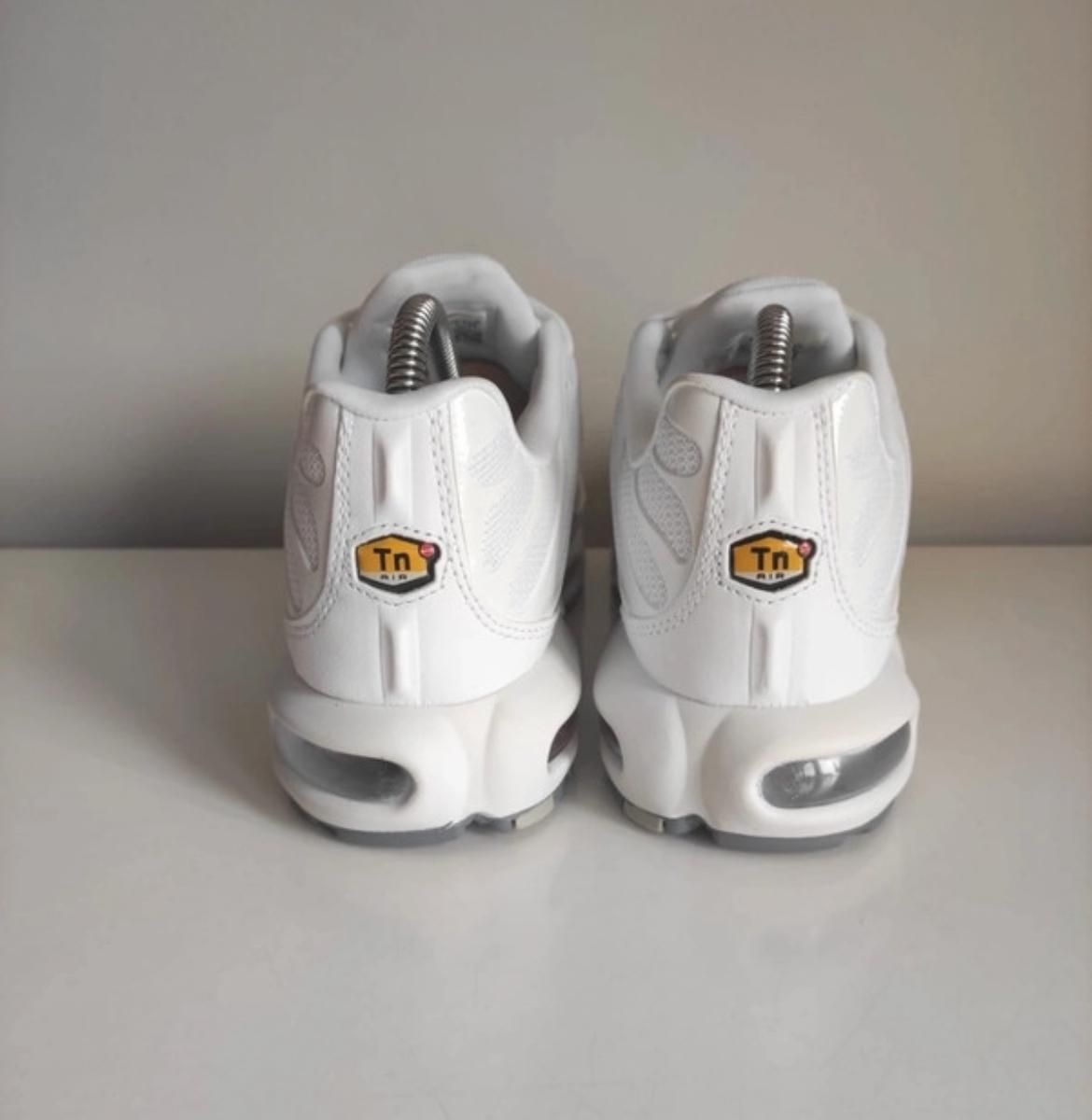 Air max biale nowe meskie buty sportowe air max plus 42