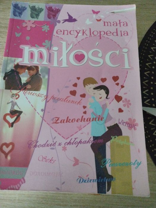 Książka mała encyklopedia miłości
