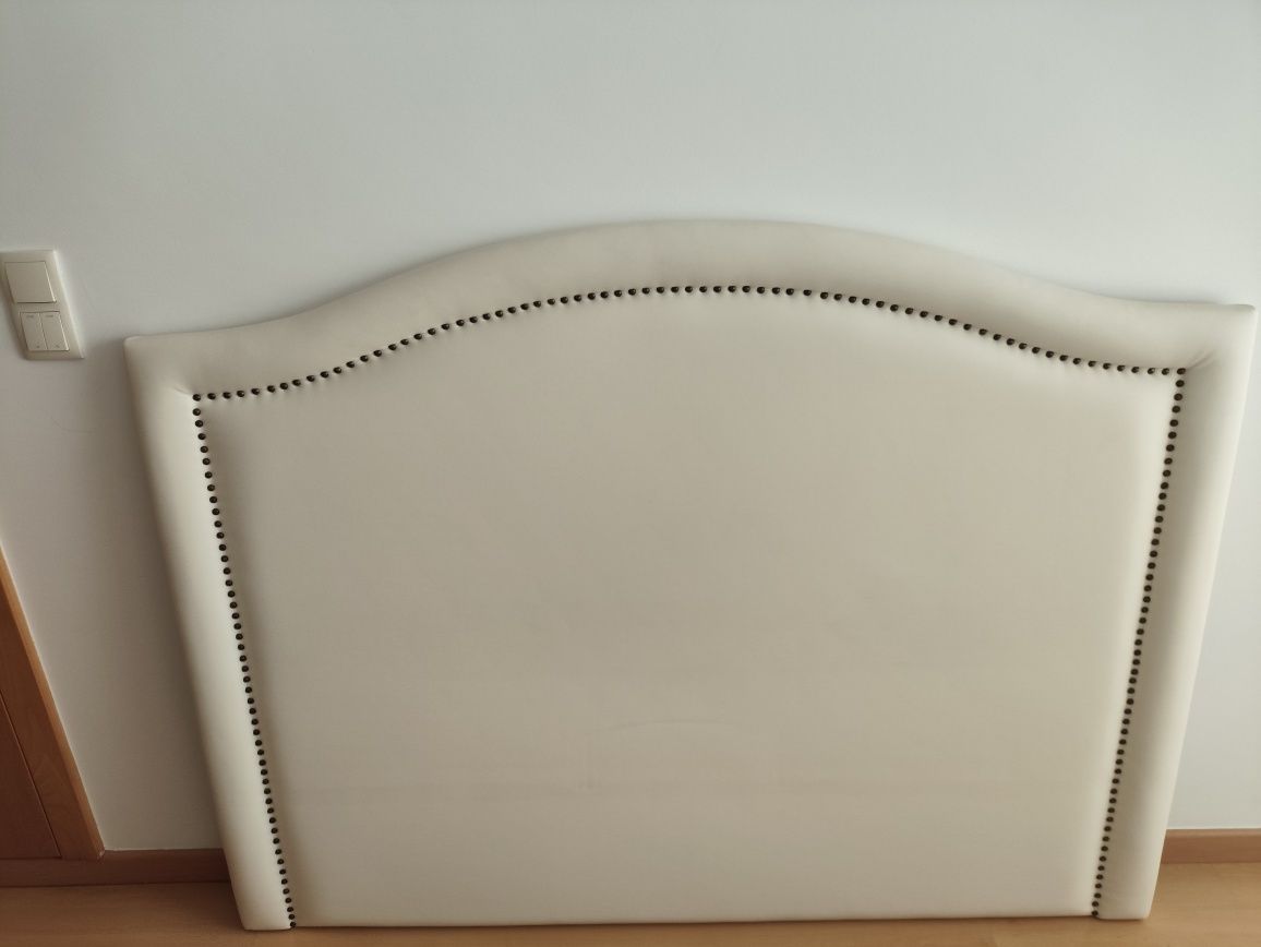 Cabeceira de cama