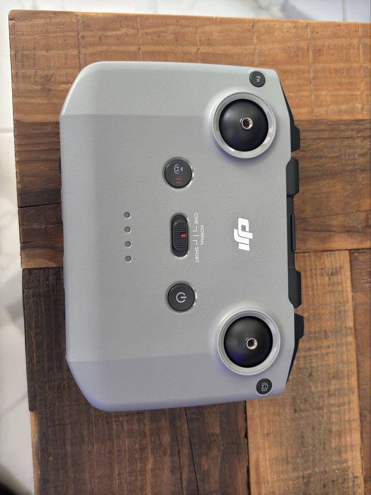 Dron DJI mini 4 k