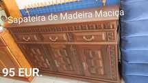 Sapateira de madeira maciça com gavetas