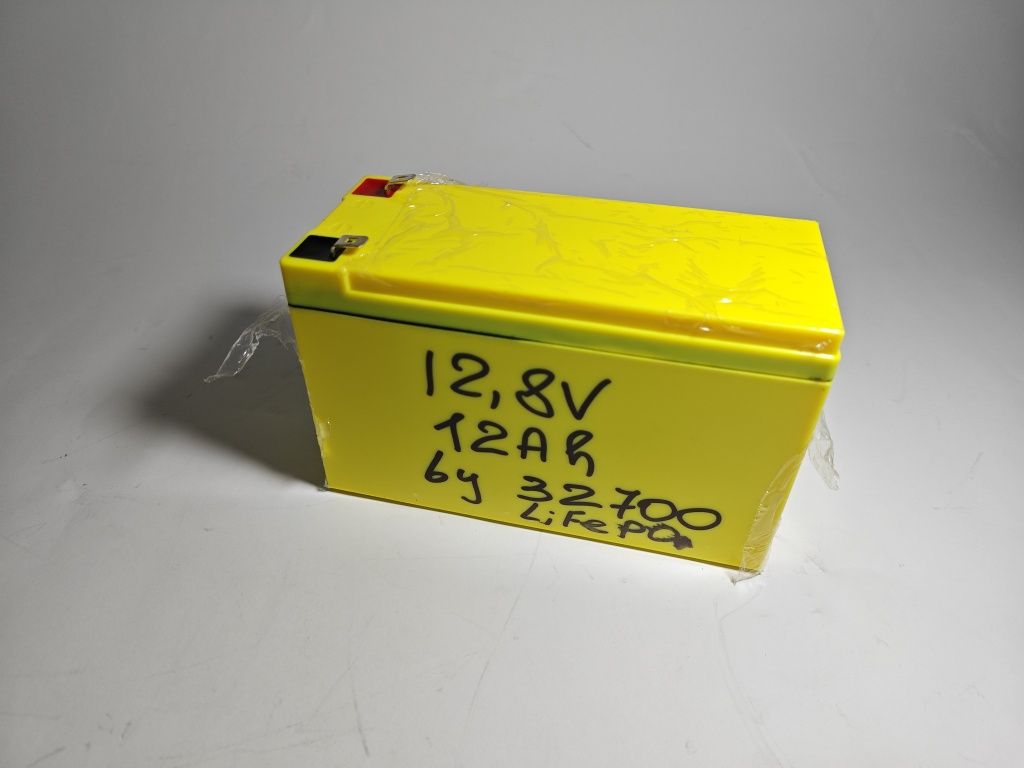 LiFePO4 аккумулятор 12,8V 12Ah в корпусе для бесперебойника