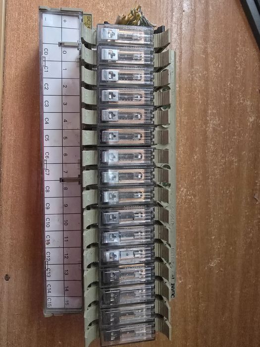 Stycznik omron g7t-1112s