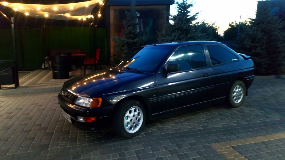 Форд Эскорт Ford Escort 92, 1,8 газ/ бензин