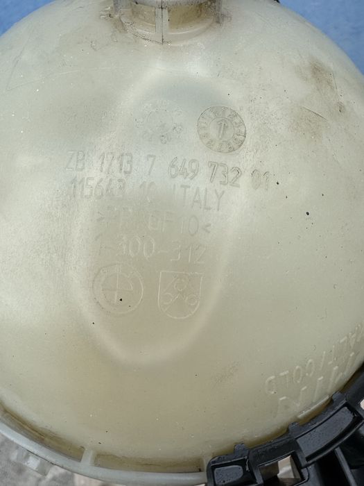 Бачок розширювальний для охлаждающей жидкости BMW F10 17138614293