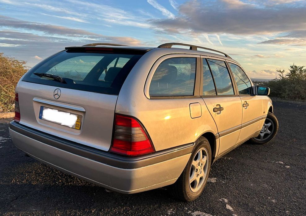 Carrinha Mercedes Benz W204