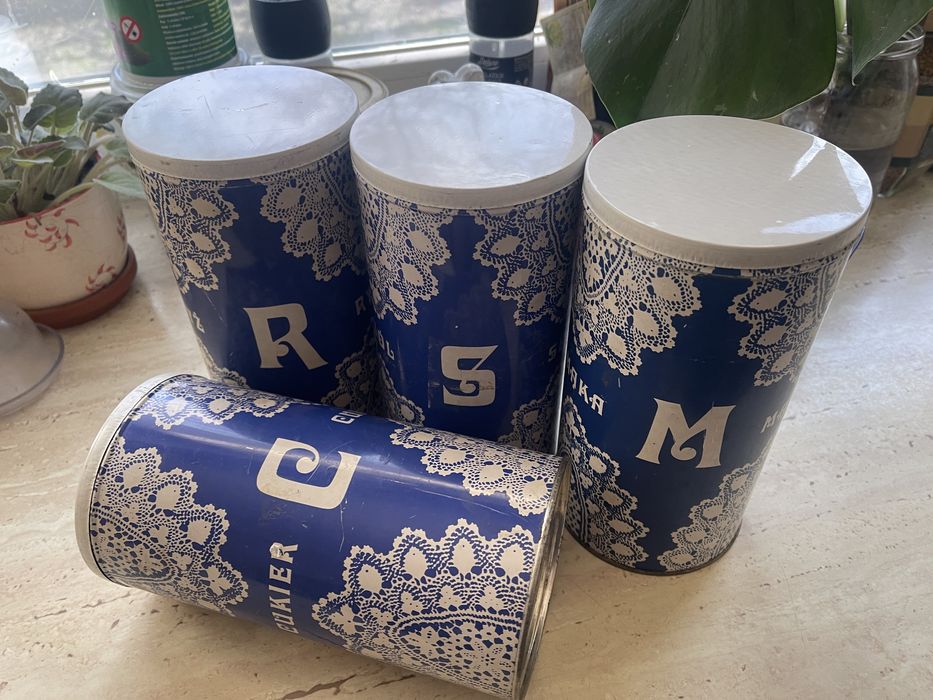 Pojemniki na żywność lata 70 XX wieku  PRL super stan