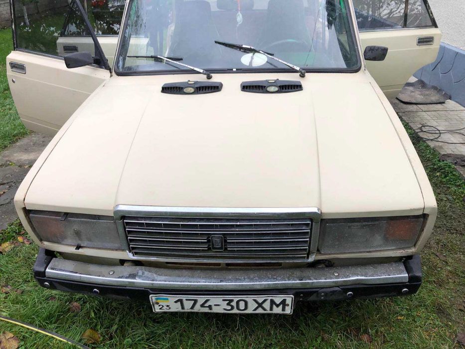 Продам Ваз 2107 на повному ходу