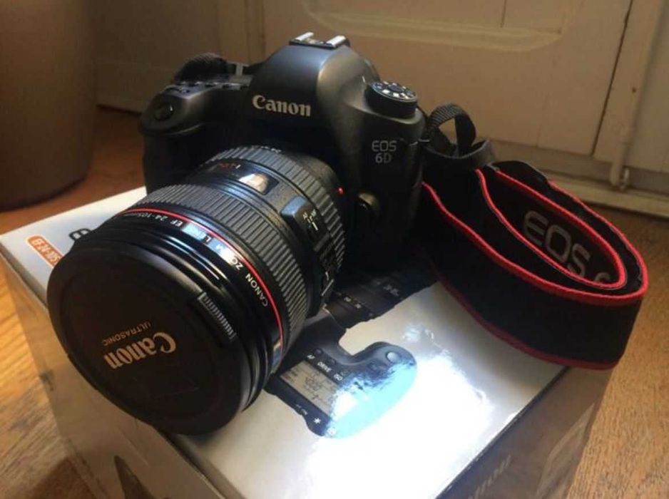 Canon 6D 12,6K disparos + 24-105 F/4L + 50mm 1.4 + extras. Como novo.