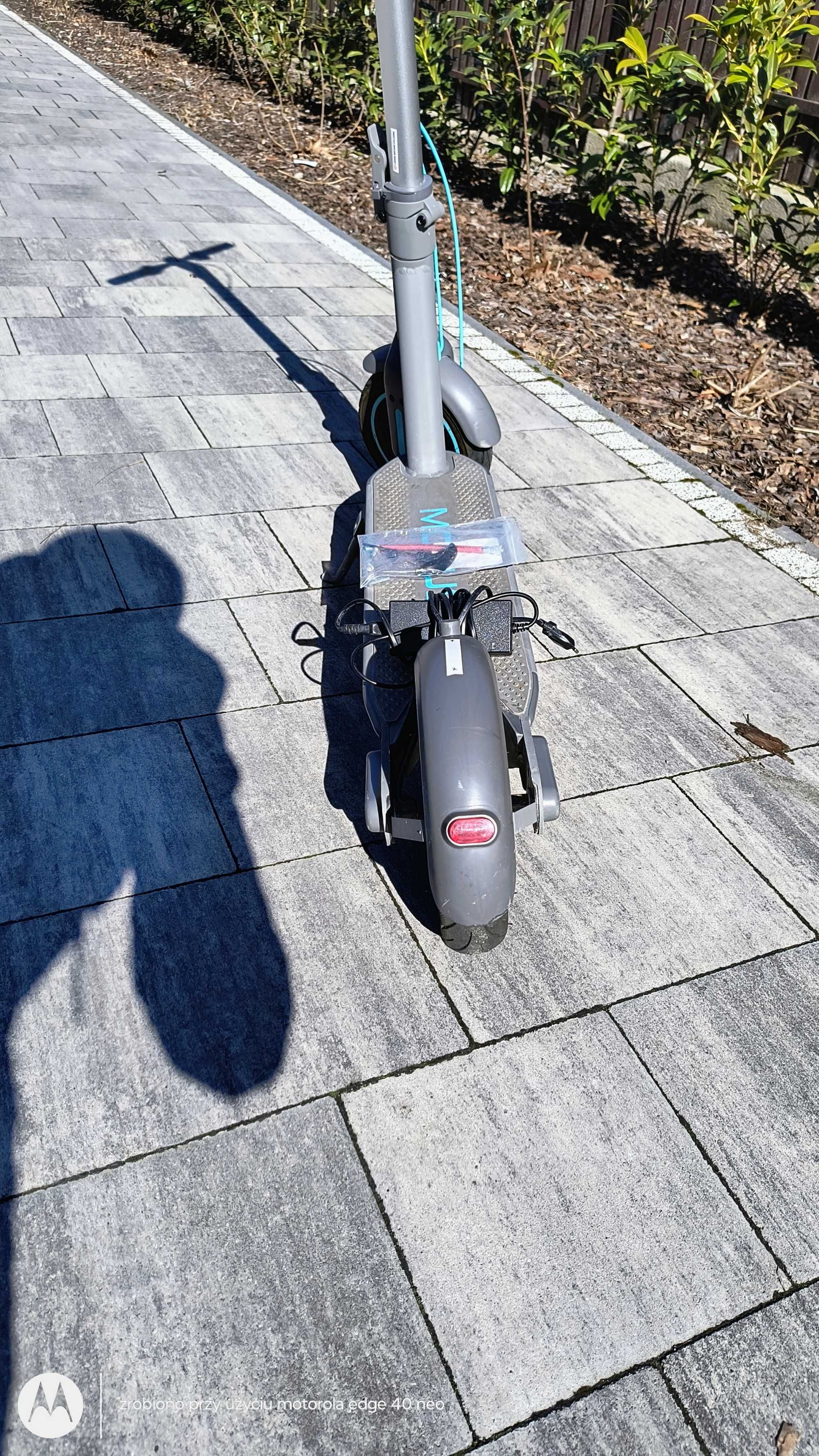 Hulajnoga elektryczna Motus scooty 10