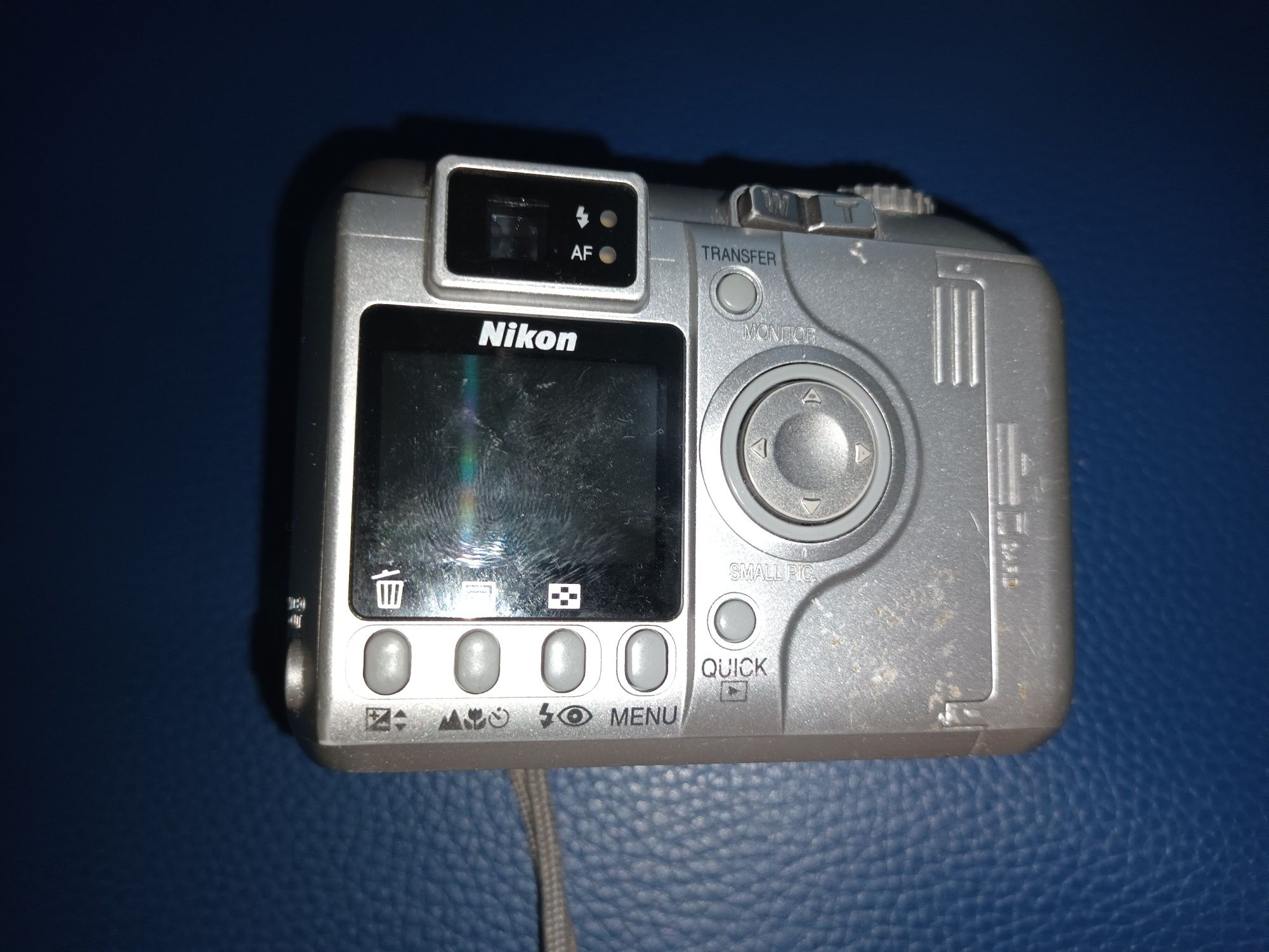 Nikon Coolpix 4300 aparat fotograficzny