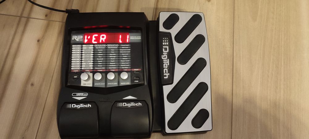 Digitech RP255 uszkodzony