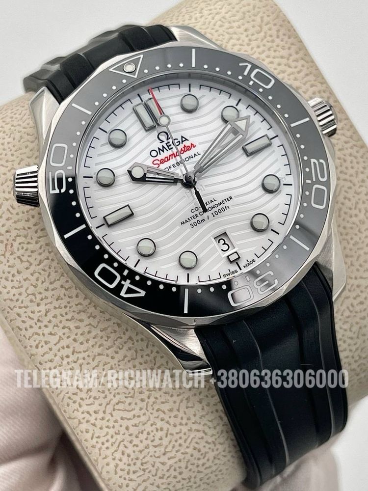 мужские наручные часы Omega Seamaster Diver 300m