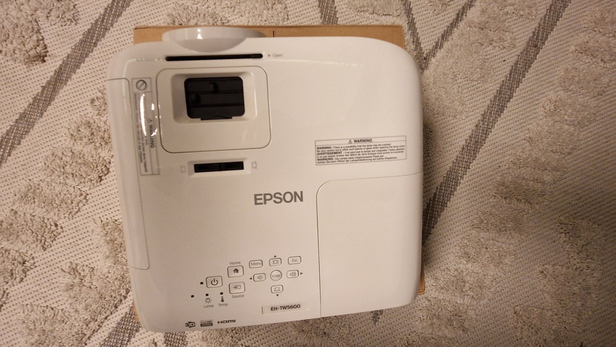 Projektor Epson Eh-TW5600 - Full HD 1080p- bardzo dobry stan polecam!