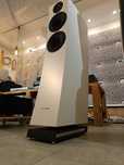 Pylon Jasper 25 mkII black kolumny podlogowe.