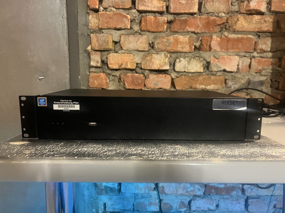Міні сервер Core i5 8400T