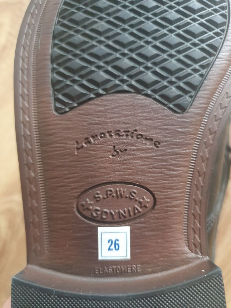 Buty do garnituru, pantofle skórzane,r. 40