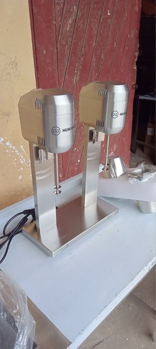 Міксер для молочних коктейлів подвійний