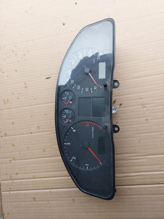 licznik Audi A4 B5 lift 1.9 TDI