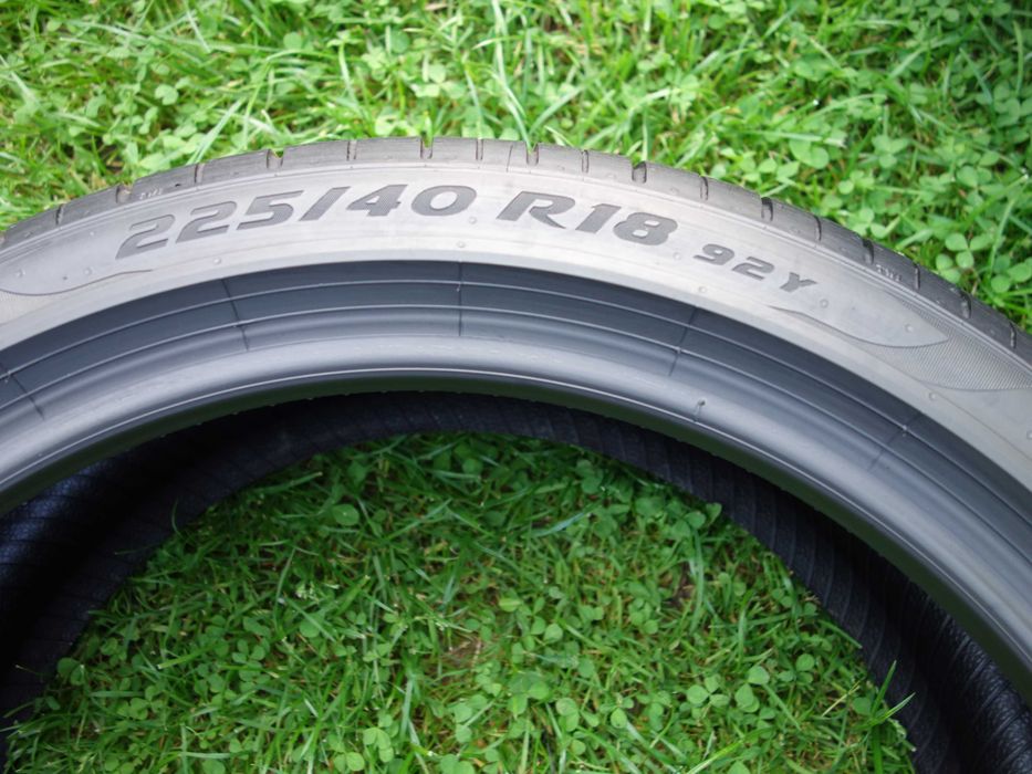 Opona PIRELLI P ZERO 225/40/18 92Y 2021 Rok