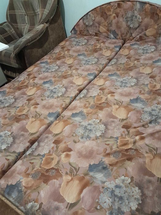 Двохспальне ліжко