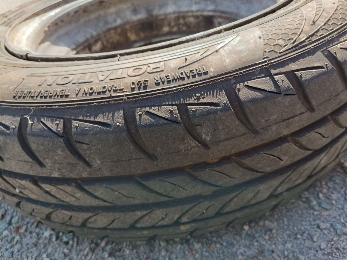 Продам резину 155/70 R13 на дисках.В наличии два колеса.