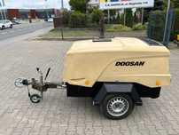 Doosan 7/26 E+  Kompresor śrubowy sprężarka śrubowa Ingresoll-Rand 2.6m3