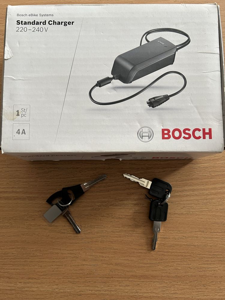 Rower elektryczny Cube Touring Bosch 1100km