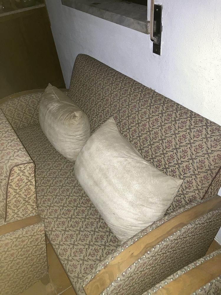 Conjunto sofá + 2 poltronas vintage