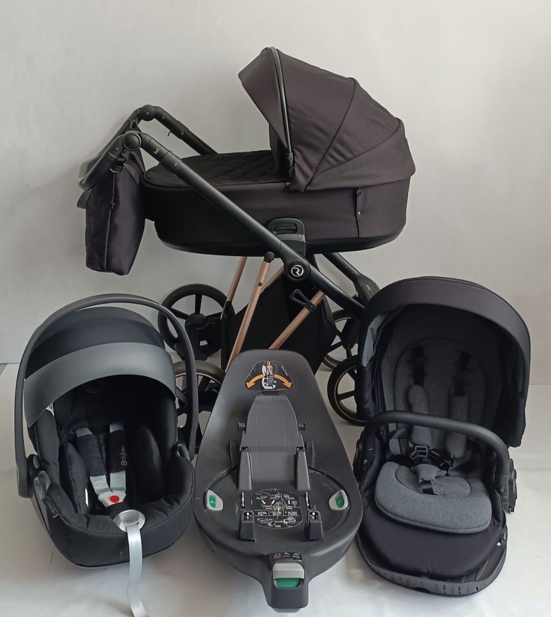 Wózek Roan Ivi 2.0 4w1/Fotelik Cybex Cloud Z2/Baza Cybex Z obrotowa