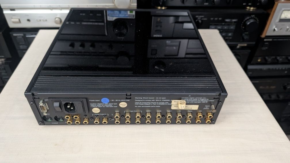 Meridian 562 Digital controller / przedwzmacniacz