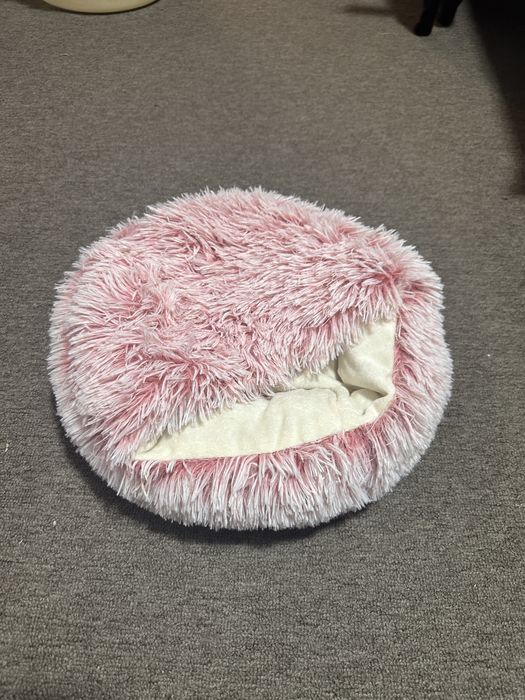 Лежанка для котика