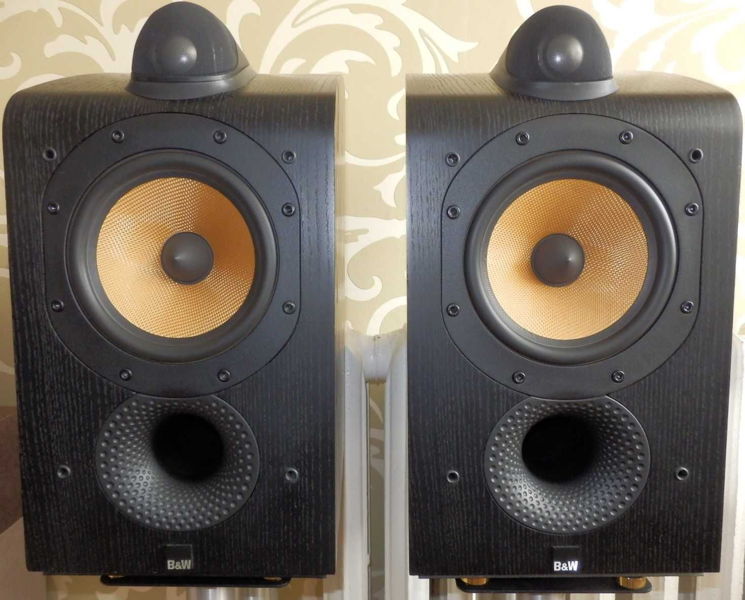 B&W 705 Bowers & Wilkins