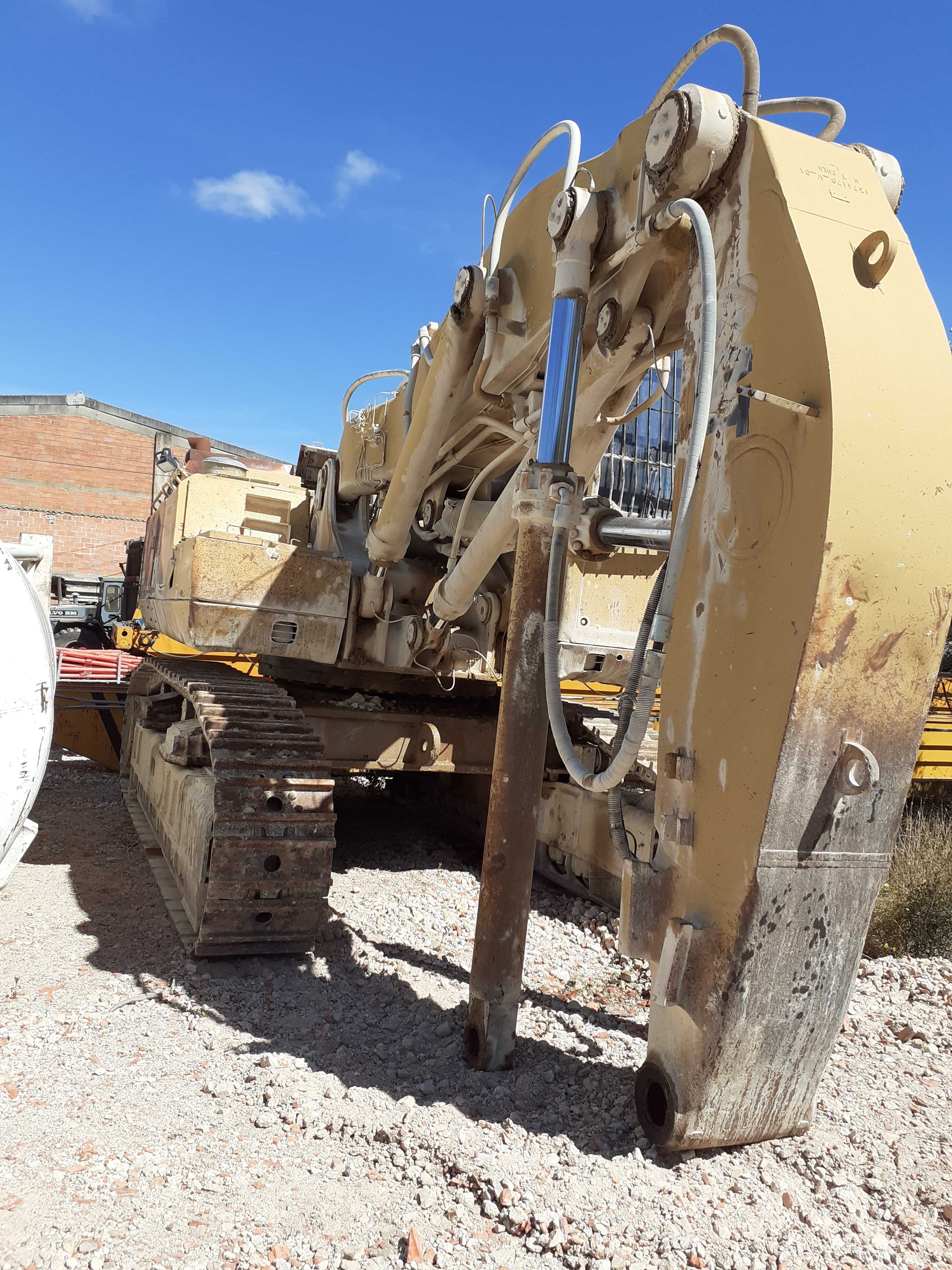 Escavadora Caterpillar 5080