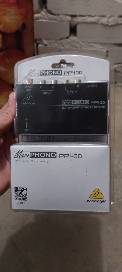 Przedwzmacniacz gramofonowy Behringer PP400