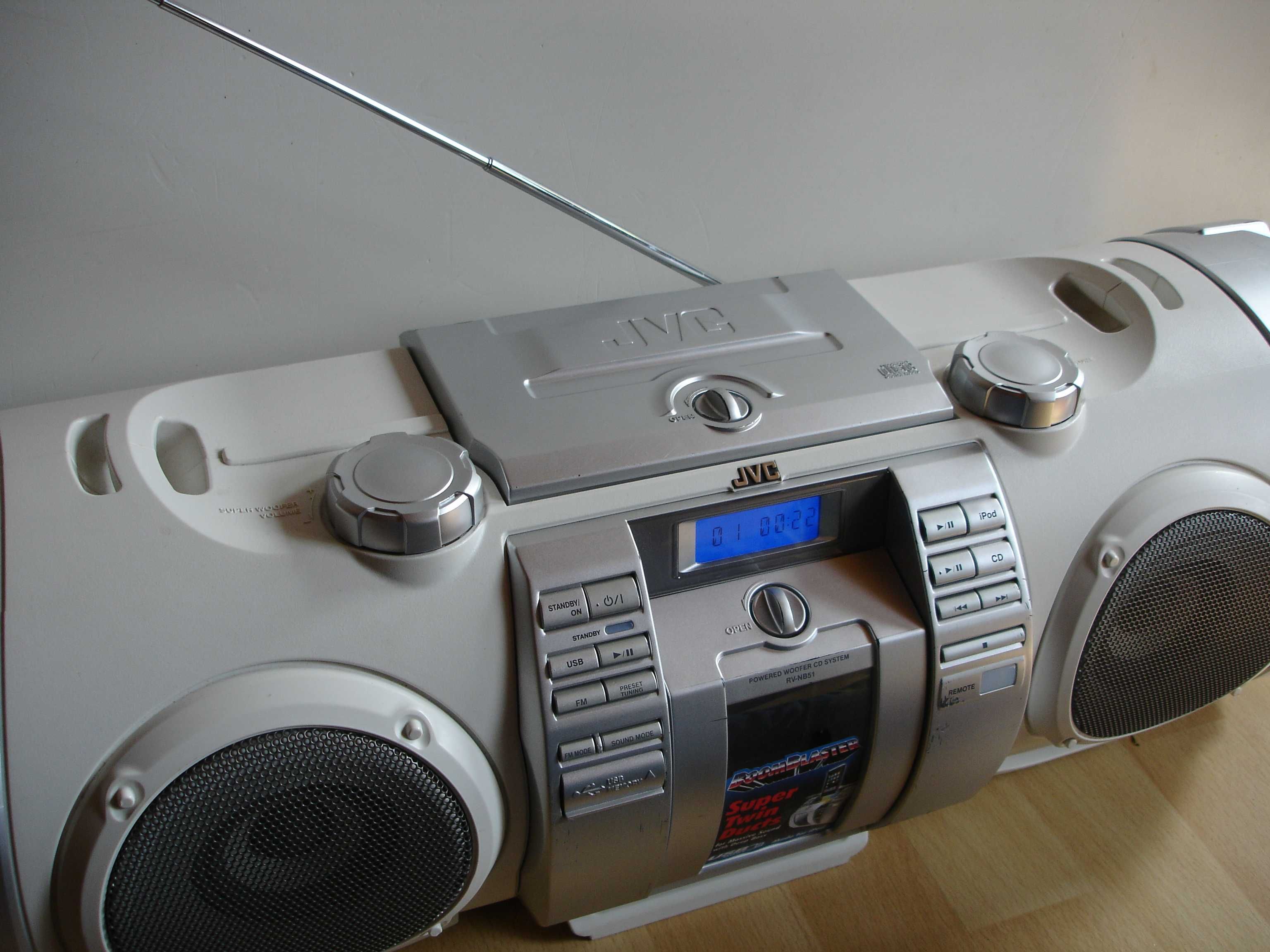 Radiomagnetofon JVC RV-NB51W