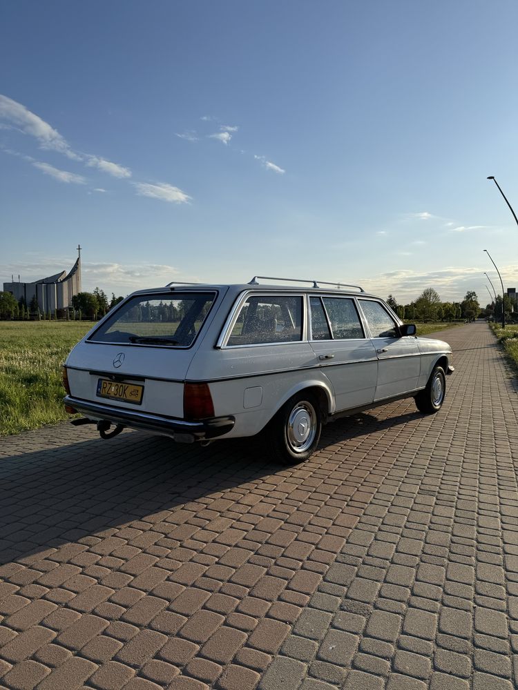 Mercedes w123 - Kombi - 2.4d - Zabytek - Zamiana