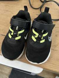 Buty dzieciece Nike r.23.5