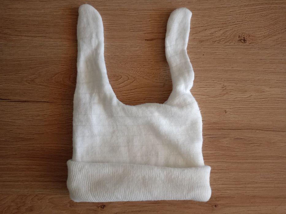 Czapka zimowa niemowlęca rozm. 3/9 miesięcy
