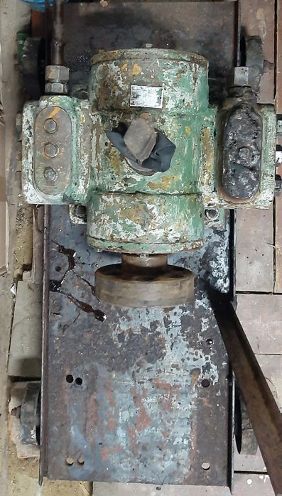 Гідронасос Н-403Е