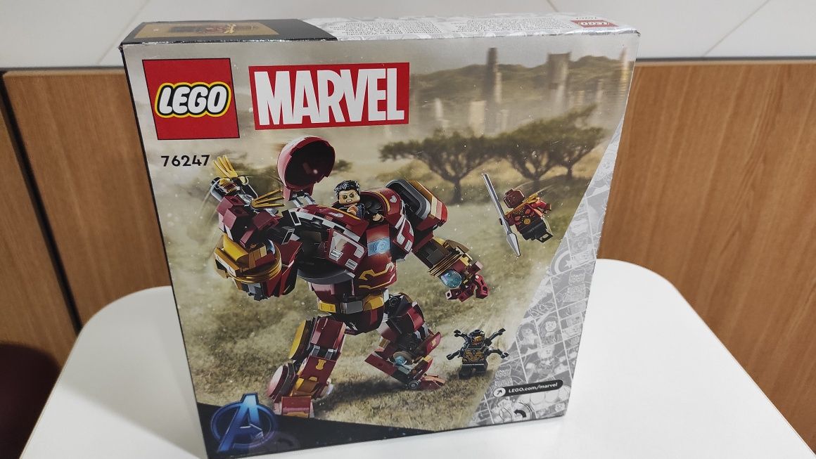 Конструктор LEGO Marvel 76247 Халкбастер битва за Ваканду 385 деталей